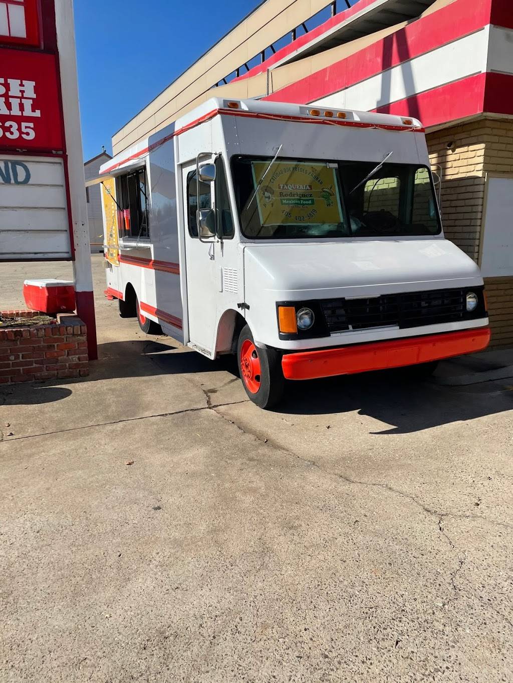 Taqueria Rodriguez | restaurant | 3235 NW 23rd St, Oklahoma City, OK 73107, USA | 4054029819 OR +1 405-402-9819