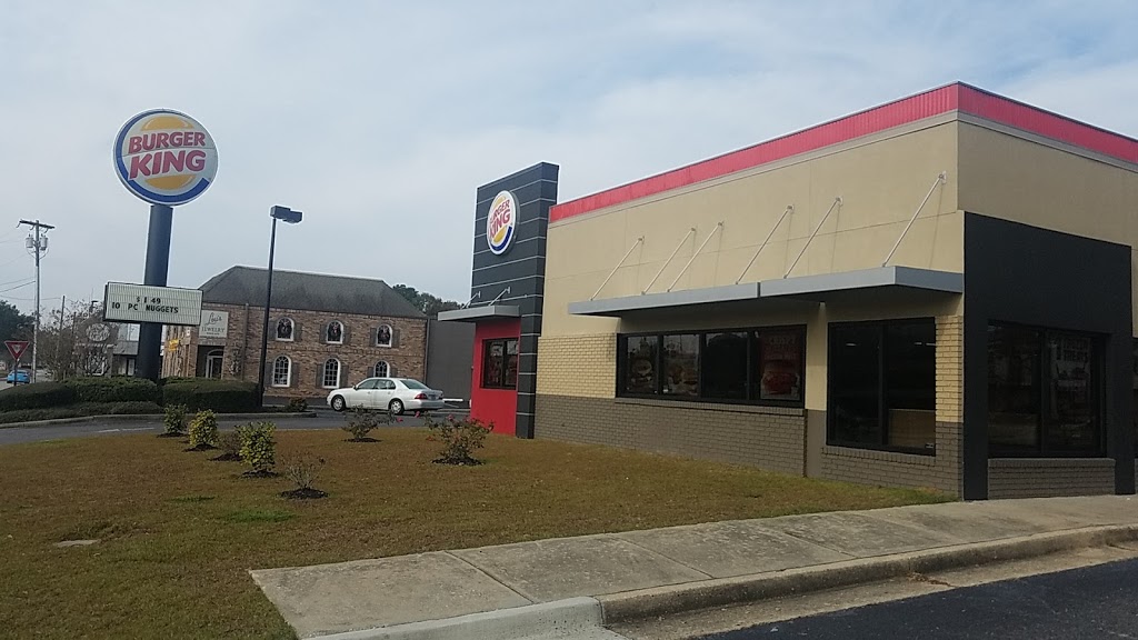Burger King | restaurant | 3004 Airport Blvd, Mobile, AL 36606, USA | 2512368098 OR +1 251-236-8098