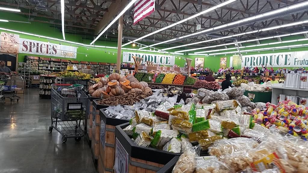 Superior Grocers | bakery | 1010 E Ave. J, Lancaster, CA 93535, USA | 6618020063 OR +1 661-802-0063