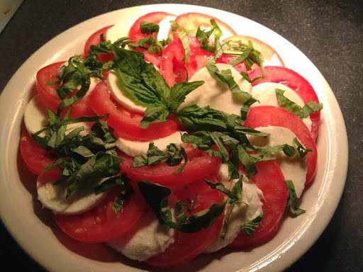 Tomatoes APizza | restaurant | 24369 Halsted Rd, Farmington Hills, MI 48335, USA | 2488884888 OR +1 248-888-4888