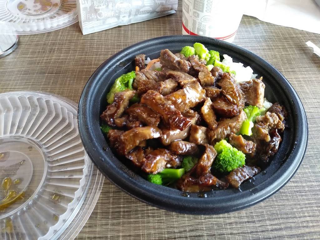 Jack in the Box | restaurant | 2802 N Main St, Fort Worth, TX 76106, USA | 8176242900 OR +1 817-624-2900