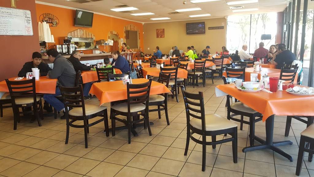 Brendas Mexican restaurant | restaurant | 11888 Starcrest Dr, San Antonio, TX 78247, USA | 2104032092 OR +1 210-403-2092