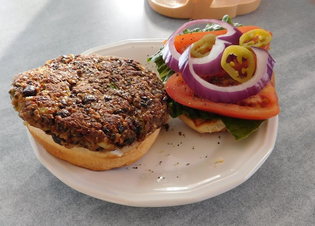 KIHBAMs Burger Bar | restaurant | 162 Otter St, Bristol, PA 19007, USA | 9083615043 OR +1 908-361-5043