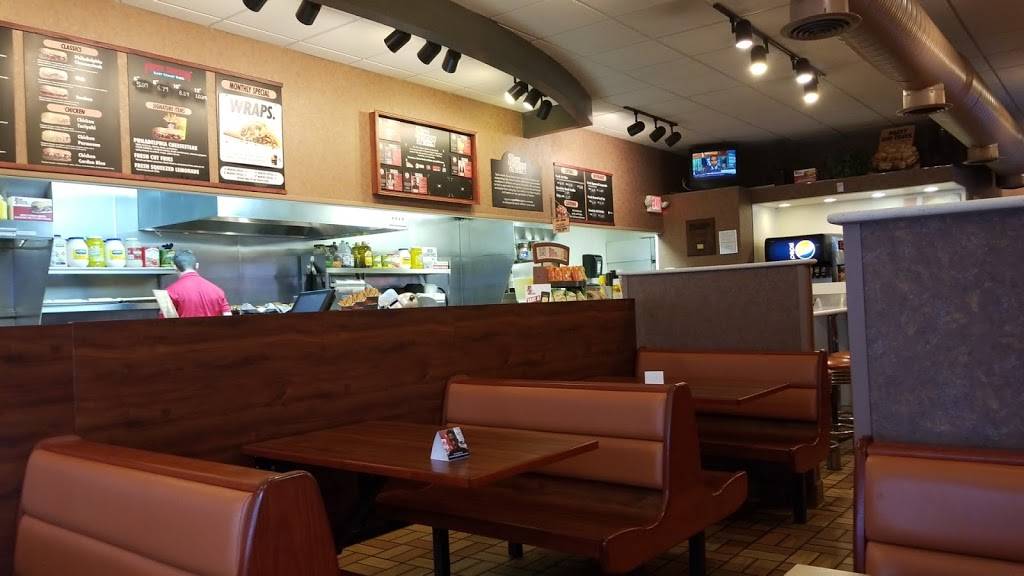 Penn Station East Coast Subs | meal takeaway | 4420 Linden Ave, Dayton, OH 45432, USA | 9372530300 OR +1 937-253-0300