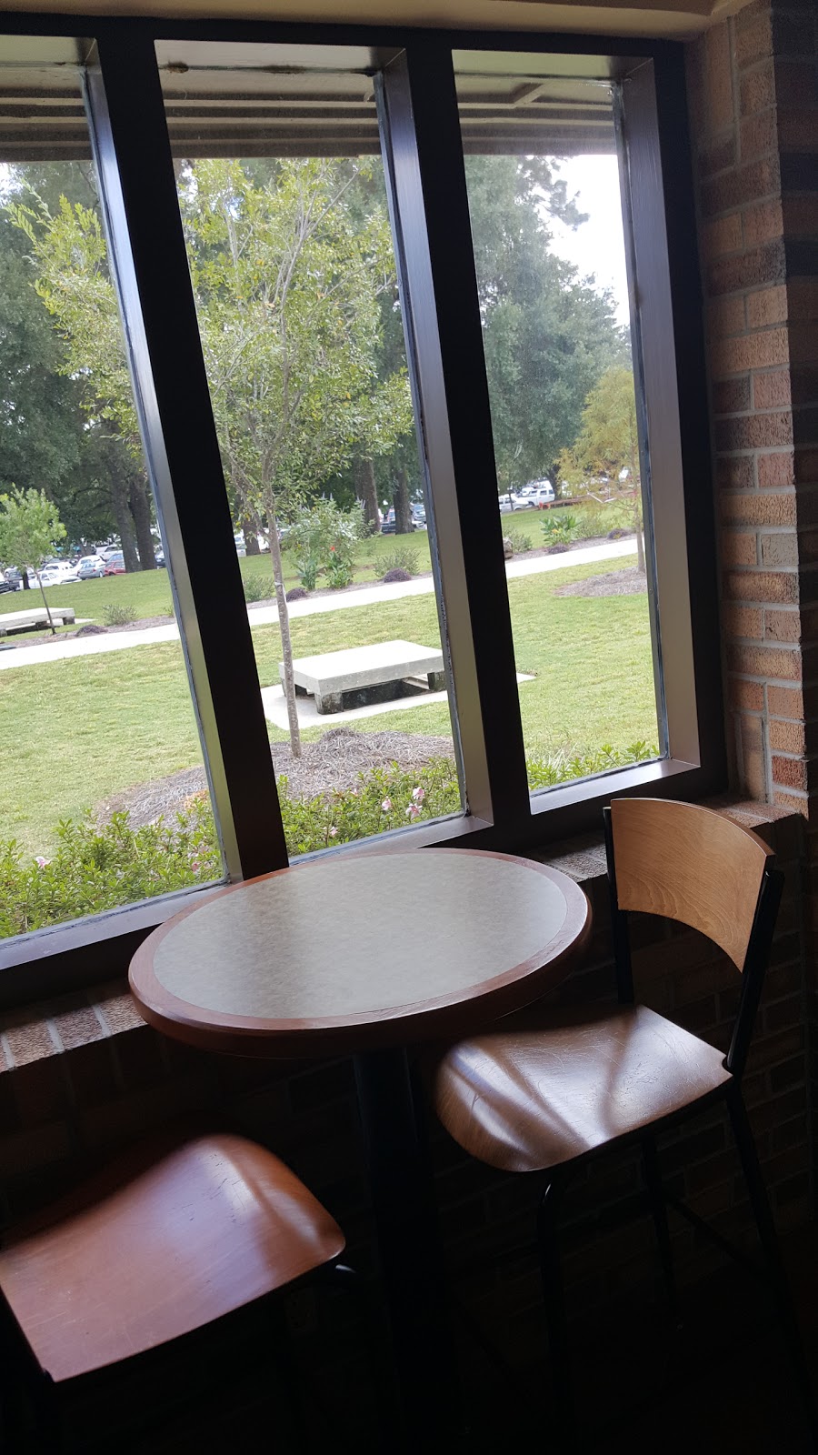 Delta Commons/Delta Deli | restaurant | Mobile, AL 36608, USA | 2514607209 OR +1 251-460-7209