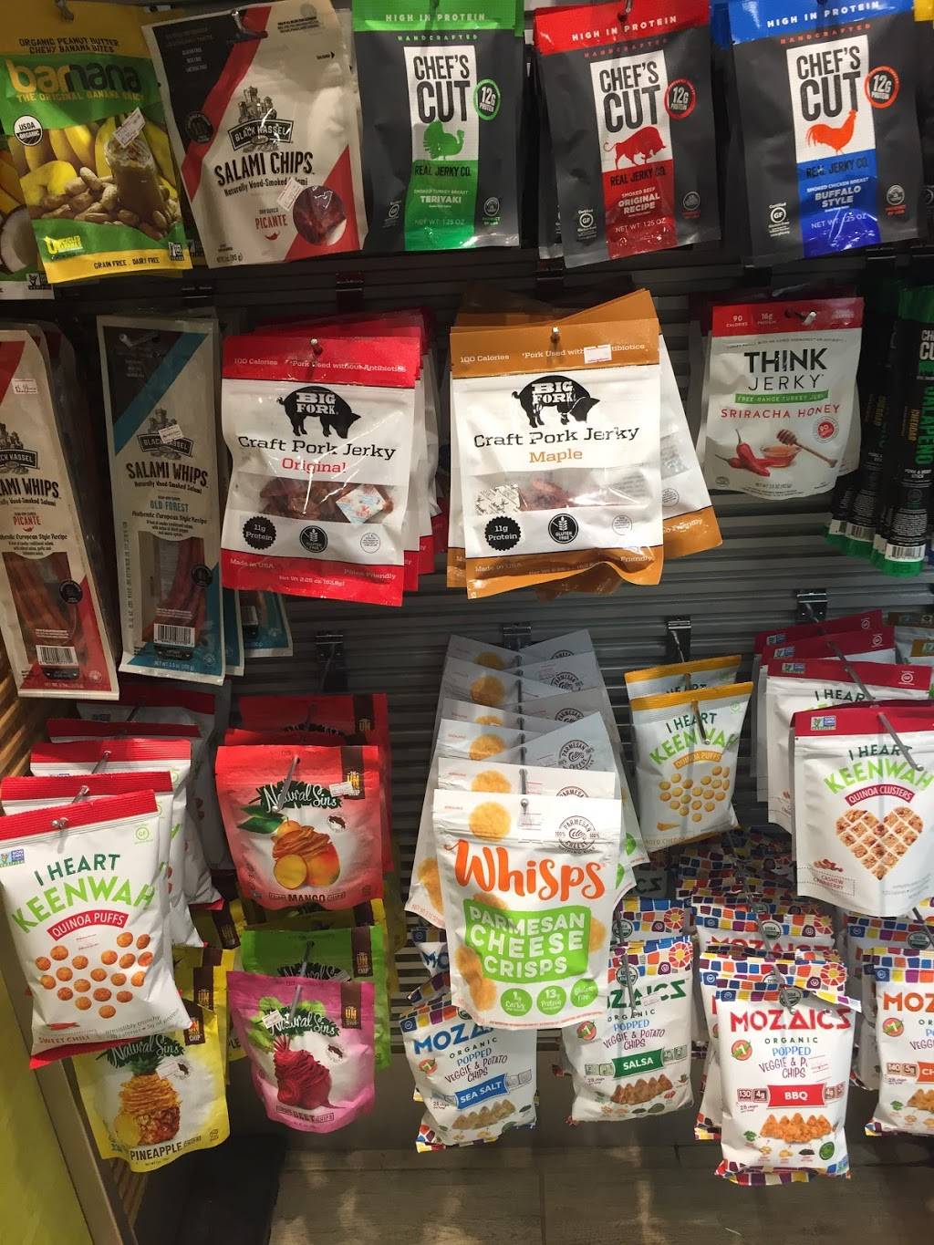 Green Market | meal takeaway | 10000 W OHare Ave, Chicago, IL 60666, USA | 7736866180 OR +1 773-686-6180