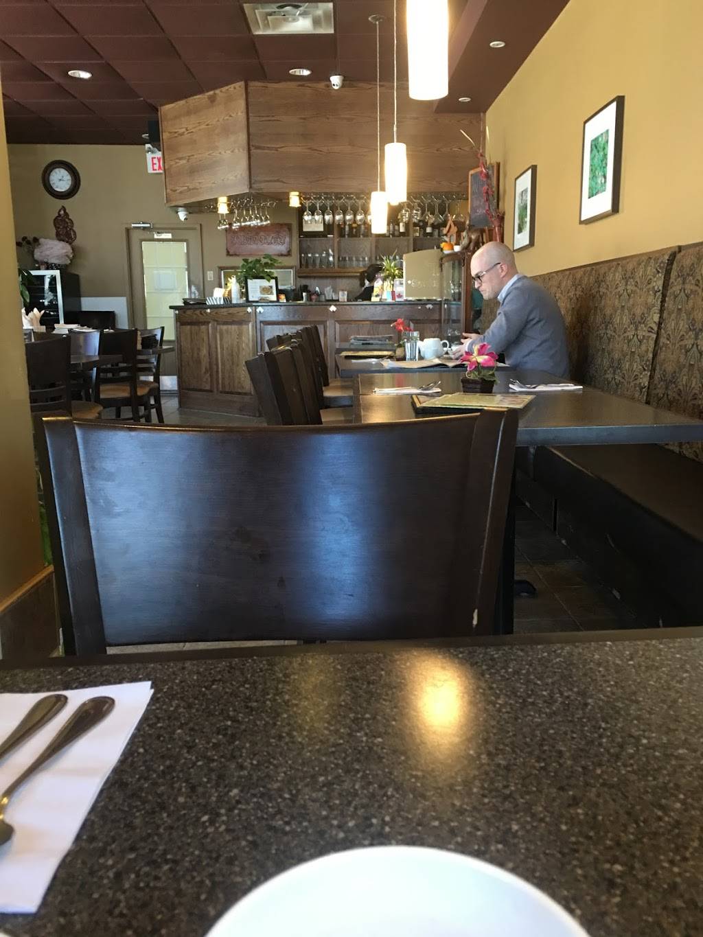 Thai Spring Rolls | restaurant | 15461 Yonge StL4G 1P4, Aurora, ON L4G 1P4, Canada | 9057276336 OR +1 905-727-6336