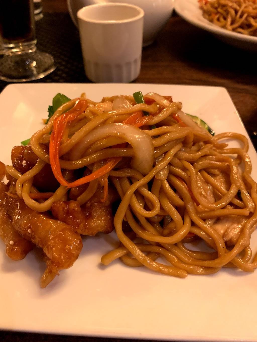 Eight Cuisine & Wine​ | restaurant | 7501 Healdsburg Ave, Sebastopol, CA 95472, USA | 7078238189 OR +1 707-823-8189