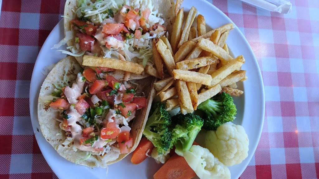 Reel Inn Malibu | restaurant | 18661 Pacific Coast Hwy, Malibu, CA 90265, USA | 3104568221 OR +1 310-456-8221