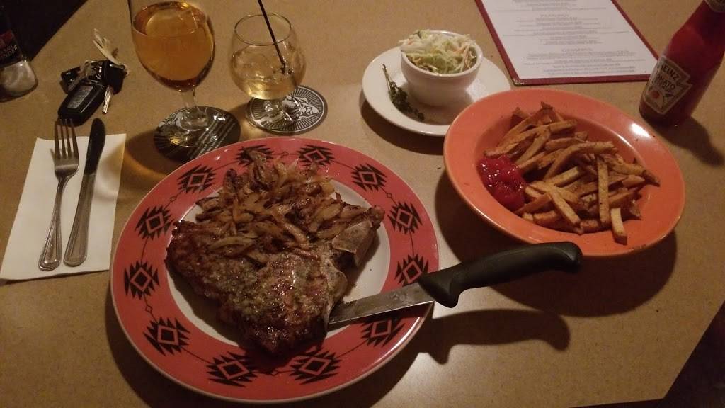 Martys Blue Room | restaurant | 100 Old Newport St, Nanticoke, PA 18634, USA | 5707357028 OR +1 570-735-7028