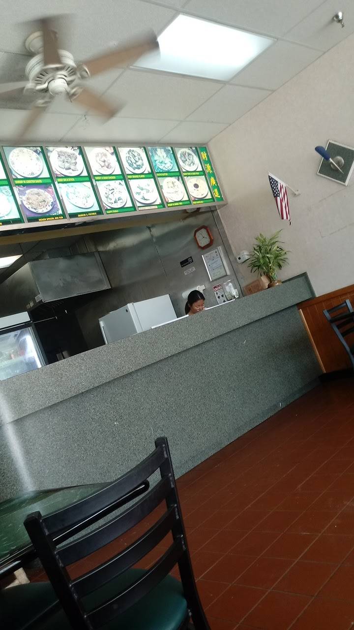 Golden China | restaurant | 15219 N Dale Mabry Hwy, Tampa, FL 33618, USA | 8132697676 OR +1 813-269-7676