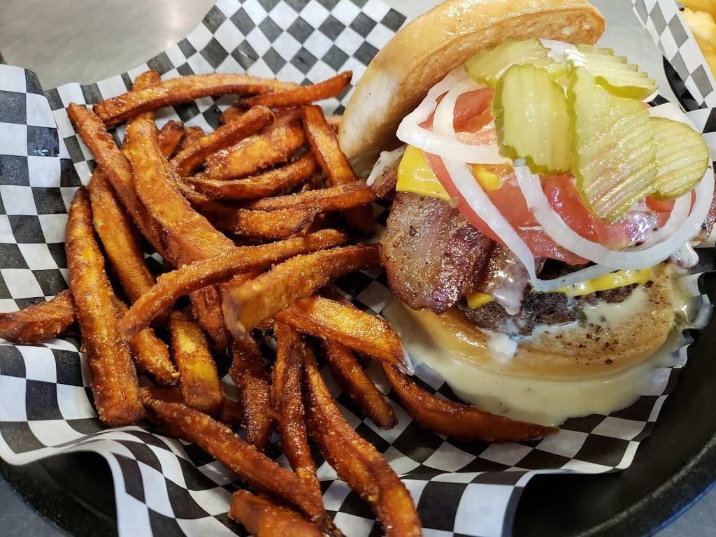 Old Magnolia Bar & Grill | restaurant | 41902 FM 1774, Magnolia, TX 77354, USA | 2812598061 OR +1 281-259-8061