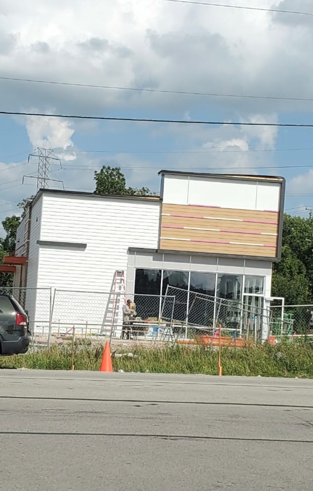 Dunkin | bakery | 751 N Fairfield Rd, Round Lake, IL 60073, USA | 6303102343 OR +1 630-310-2343