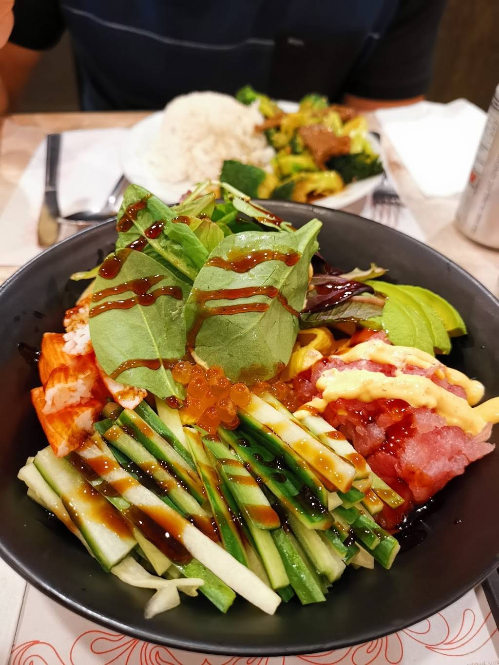 Soba & Sushi Bar | restaurant | 5227 Rue Sherbrooke Ouest, Montréal, QC H4A 1T7, Canada | 5144826883 OR +1 514-482-6883