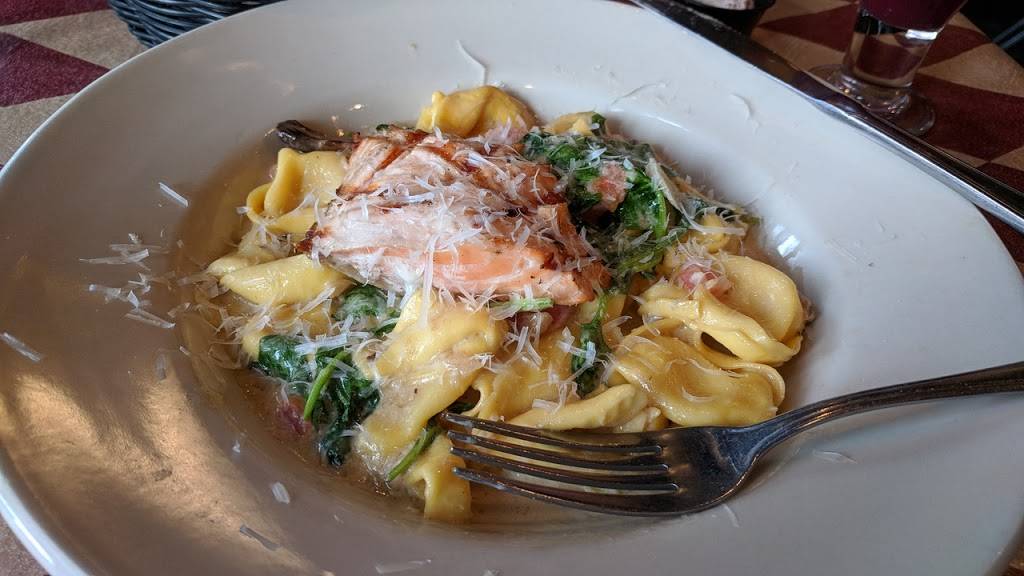 Zias | restaurant | 20 Main St, Toledo, OH 43605, USA | 8884563463 OR +1 888-456-3463