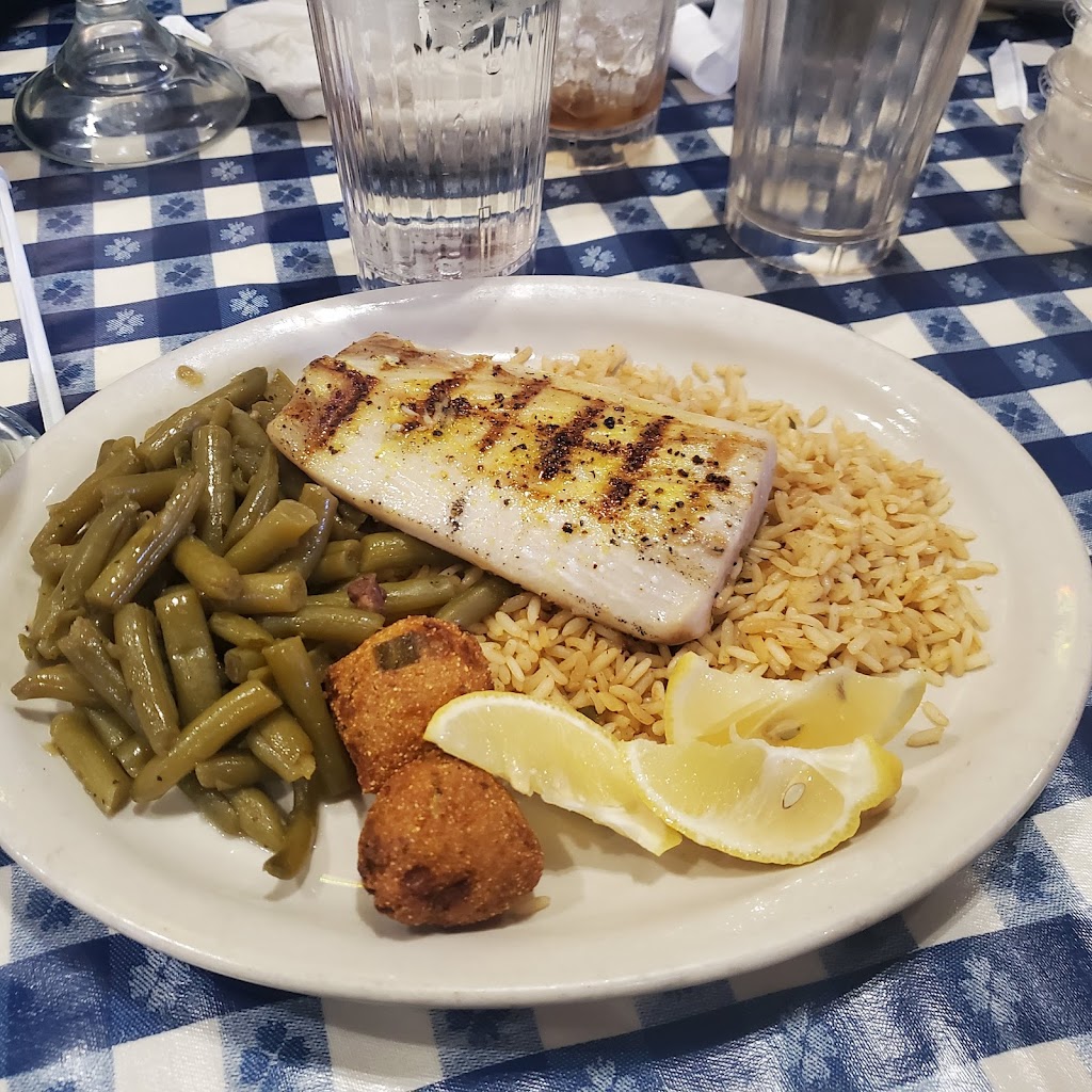 Clear Springs Restaurant | restaurant | 5707 Andrews Hwy, Midland, TX 79706, USA | 4325221188 OR +1 432-522-1188