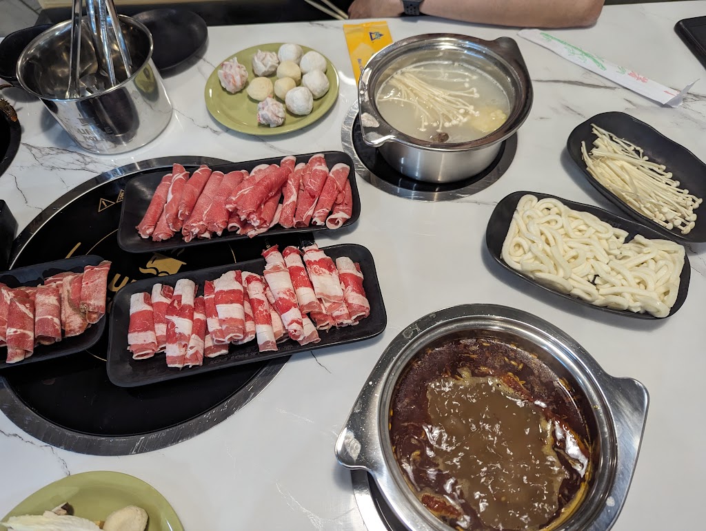 Uncle Hot Pot & All you can eat | restaurant | 569 N 300 W, Salt Lake City, UT 84103, USA | 3854204130 OR +1 385-420-4130