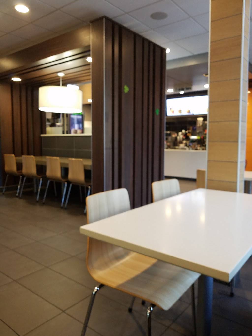 McDonalds | cafe | 8570 Argyle Forest Blvd, Jacksonville, FL 32244, USA | 9047773090 OR +1 904-777-3090