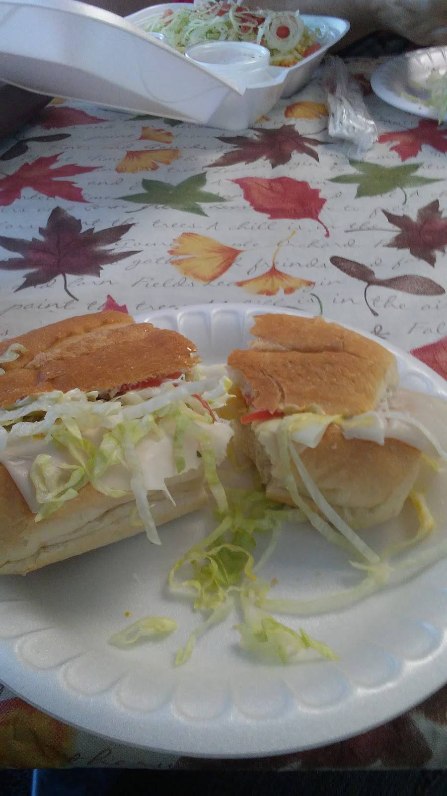 Moms Sub Shop | restaurant | 107 Dave Warlick Dr, Lincolnton, NC 28092, USA | 7047351840 OR +1 704-735-1840