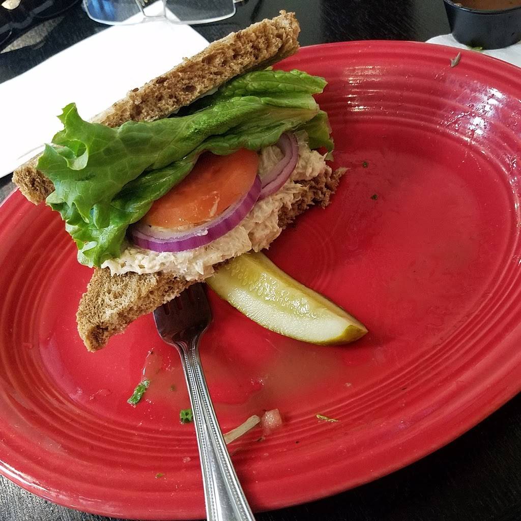 Debbies Bistro | restaurant | 119 S Marshall St, Henderson, TX 75654, USA | 9033928036 OR +1 903-392-8036