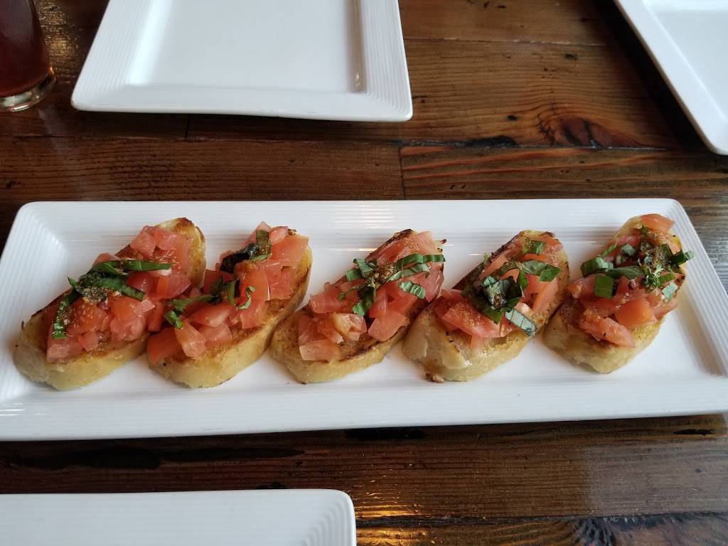 Amore Neapolitan Pizzeria at West Downtown ABQ | restaurant | 1700 Central Ave SW A, Albuquerque, NM 87104, USA | 5053128784 OR +1 505-312-8784