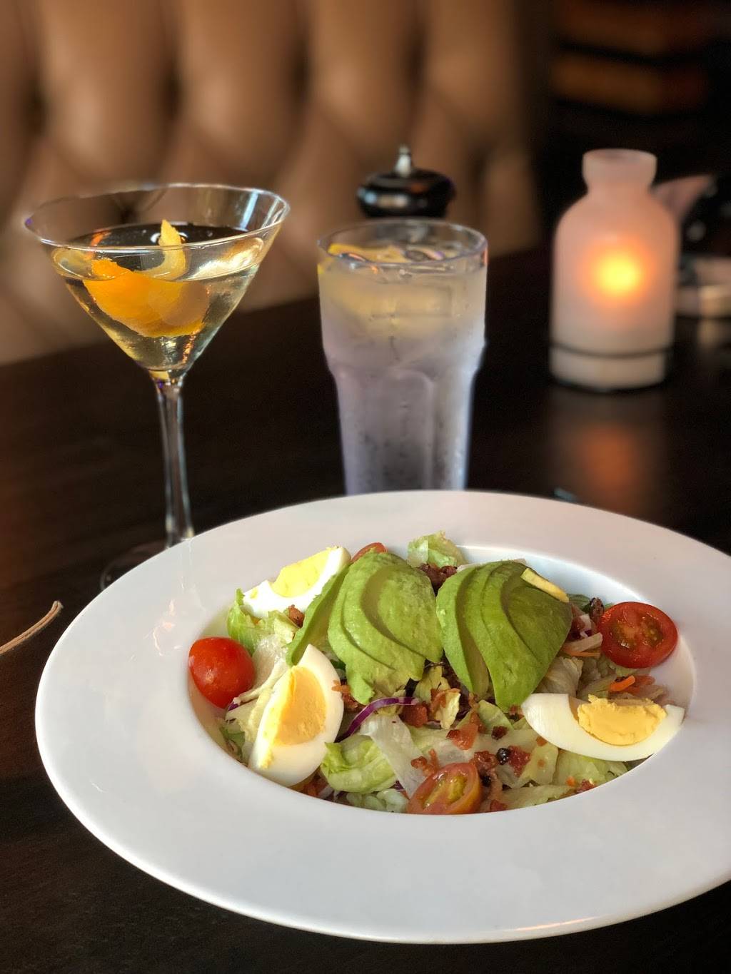 Black ‘N Blue | restaurant | 24300 Town Center Dr #110, Santa Clarita, CA 91355, USA | 6612889988 OR +1 661-288-9988