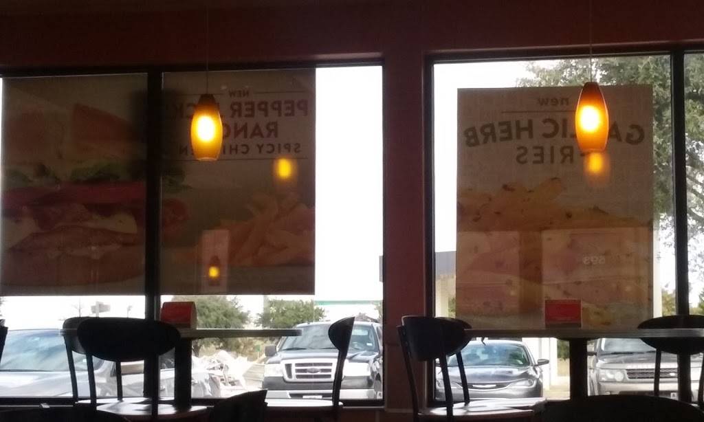 Jack in the Box | restaurant | 2808 Ridge Rd, Rockwall, TX 75032, USA | 9727714988 OR +1 972-771-4988