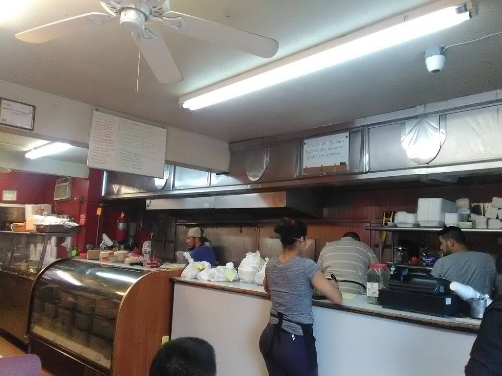 Guaterico Deli | restaurant | 526 S Clinton Ave, Trenton, NJ 08611, USA | 6093938410 OR +1 609-393-8410