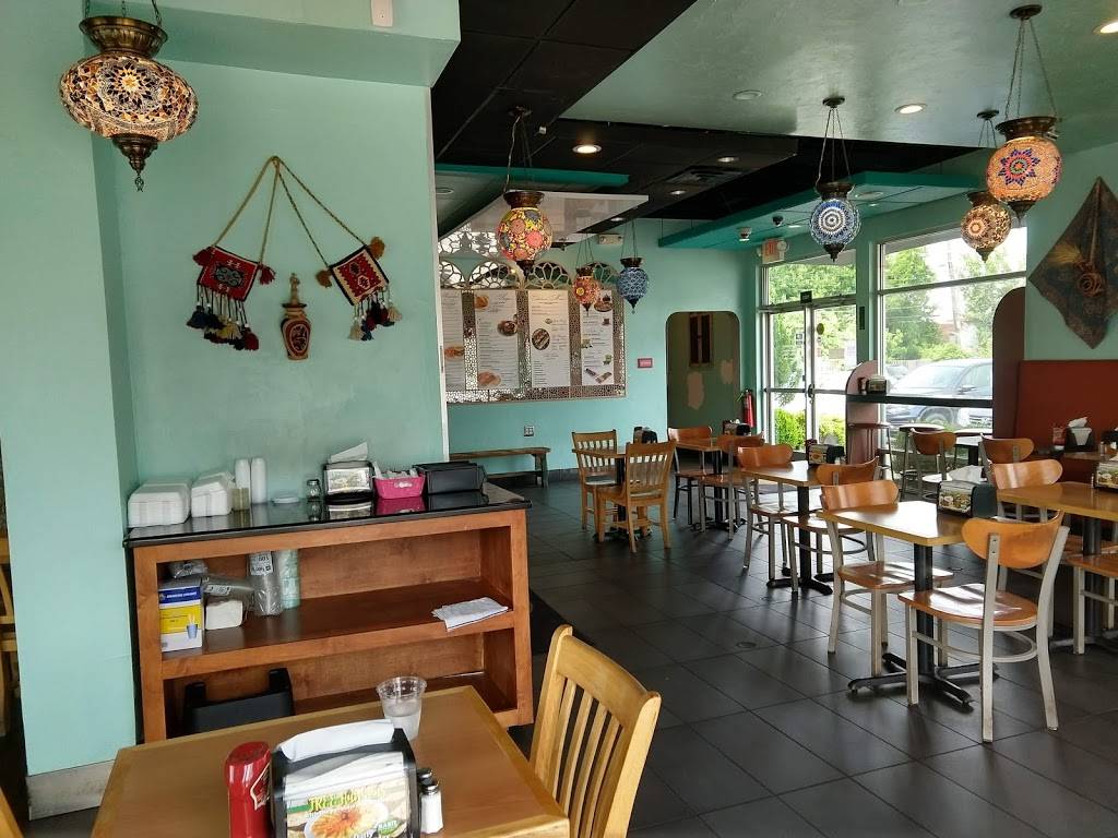 Basil Mediterranean Cafe | restaurant | 211 NW 23rd St, Oklahoma City, OK 73103, USA | 4056023030 OR +1 405-602-3030