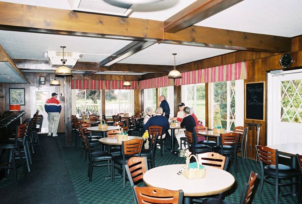 Green Meadows Golf Course | restaurant | 1555 Strasburg Rd, Monroe, MI 48161, USA | 7342425566 OR +1 734-242-5566