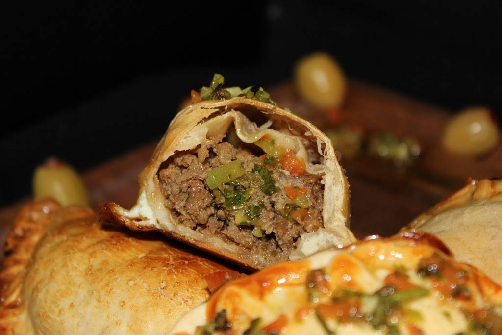 DELICIA EMPANADAS KOSHER | restaurant | 2599 NE 191st St, Aventura, FL 33180, USA | 3053702610 OR +1 305-370-2610