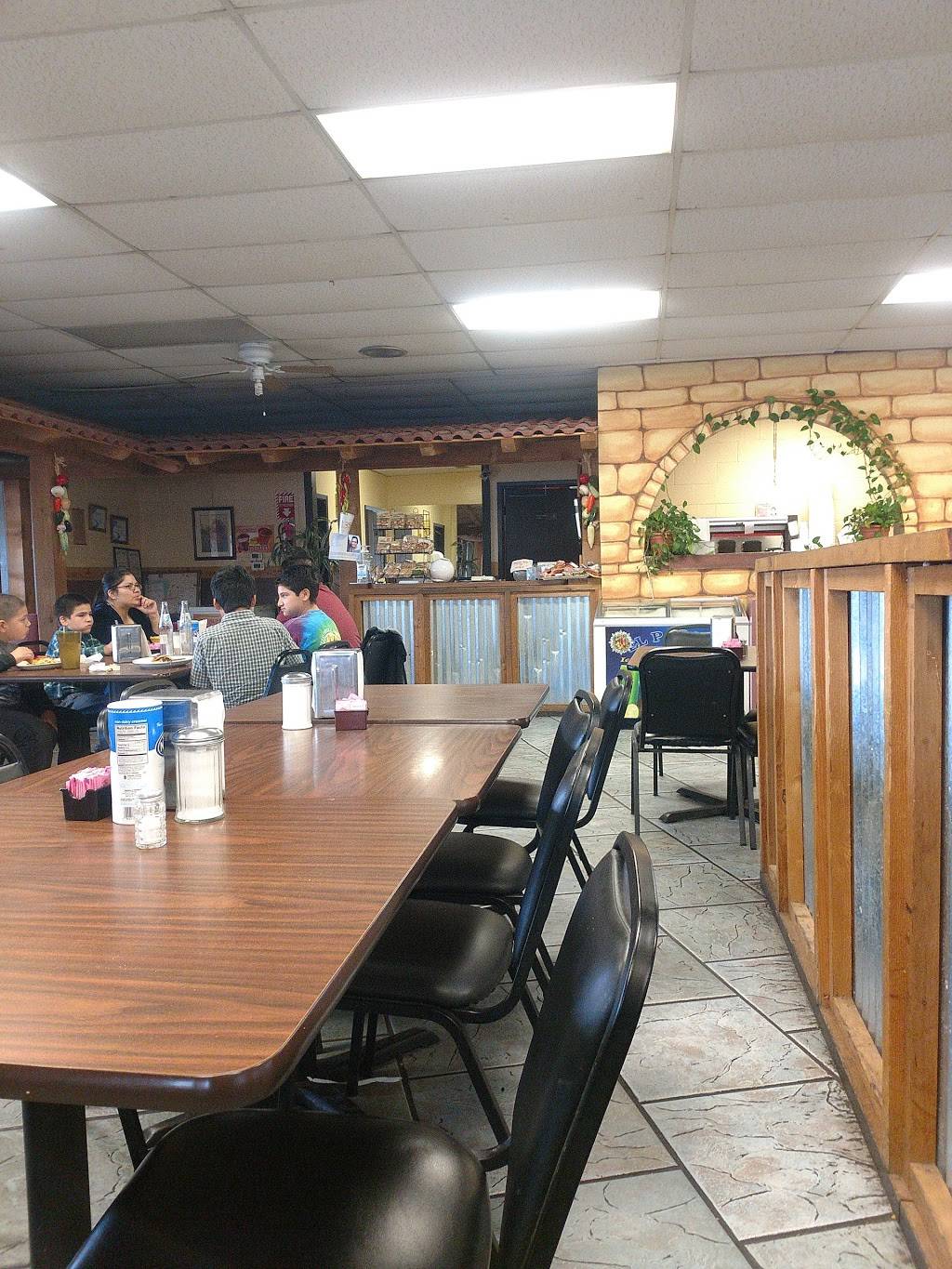 Taqueria Vallarta | restaurant | 3333 West Ave, San Antonio, TX 78213, USA | 2105419964 OR +1 210-541-9964