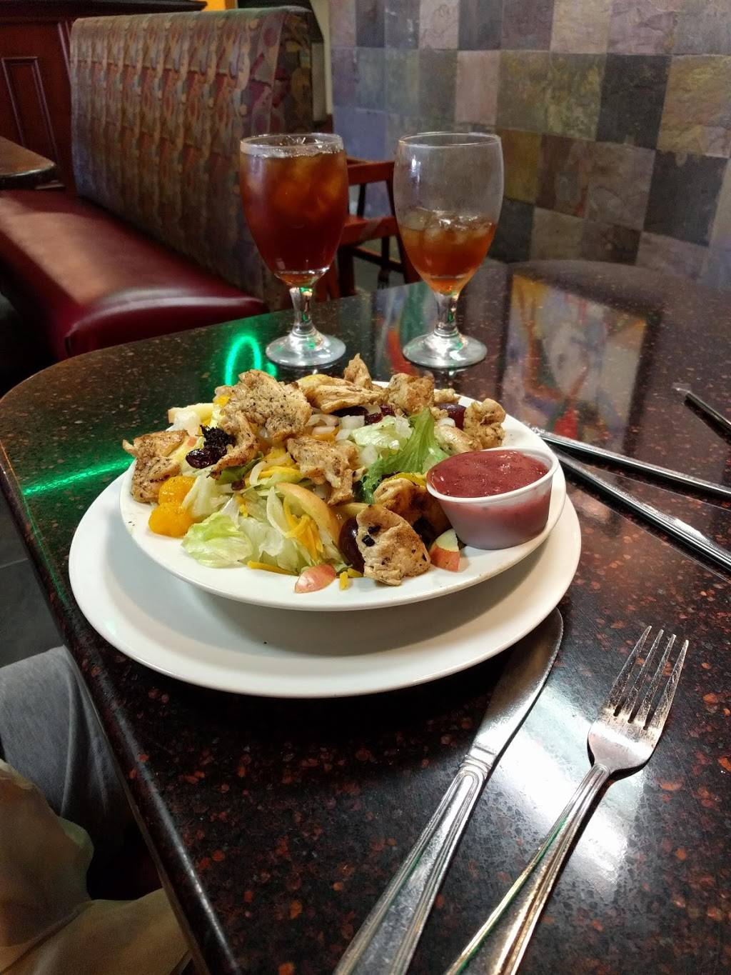 Jessicas Bistro | cafe | 426 SW Commerce Dr #115, Lake City, FL 32025, USA | 3864385098 OR +1 386-438-5098