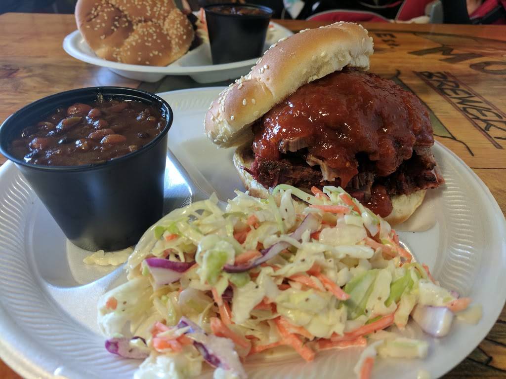 Bz BBQ Co | restaurant | 625 Paonia St, Colorado Springs, CO 80915, USA | 7192716881 OR +1 719-271-6881
