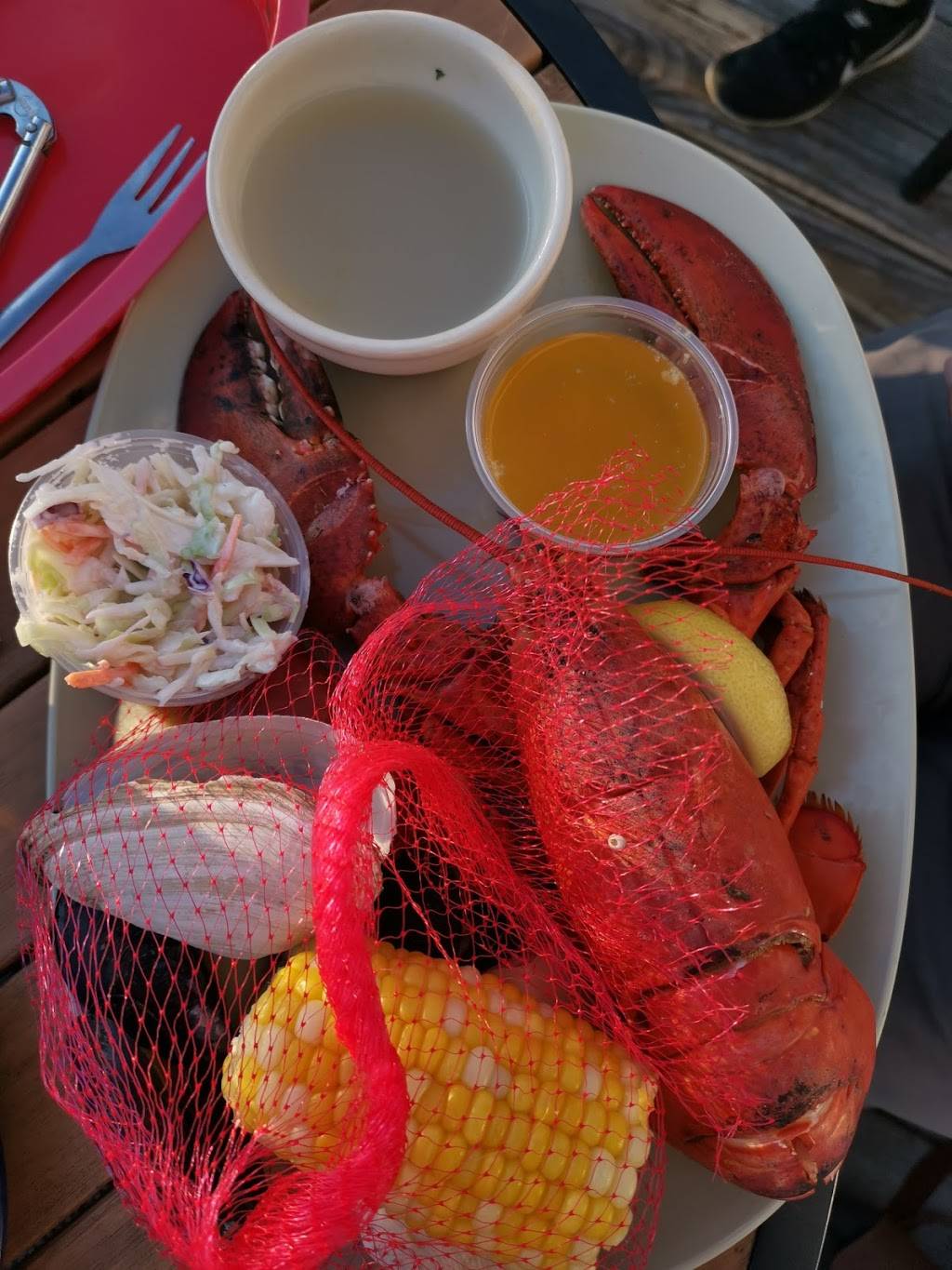 Swan River Seafood Restaurant | meal takeaway | 5 Lower County Rd, Dennis Port, MA 02639, USA | 5083944466 OR +1 508-394-4466