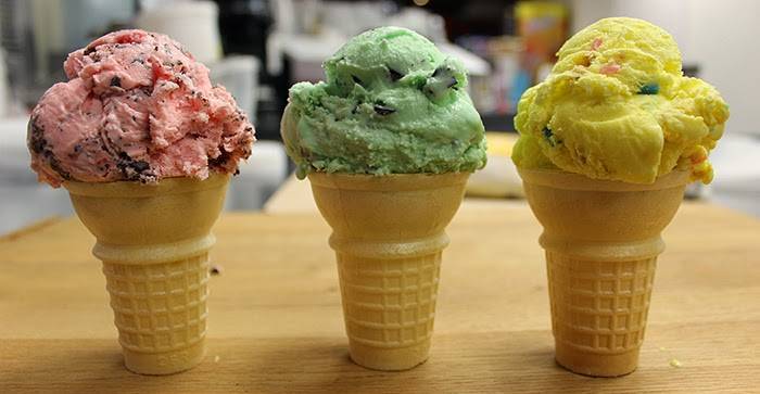 Paradise Island Grill & Ice Cream | restaurant | 2821 N Ballard Rd, Appleton, WI 54911, USA | 9207308555 OR +1 920-730-8555