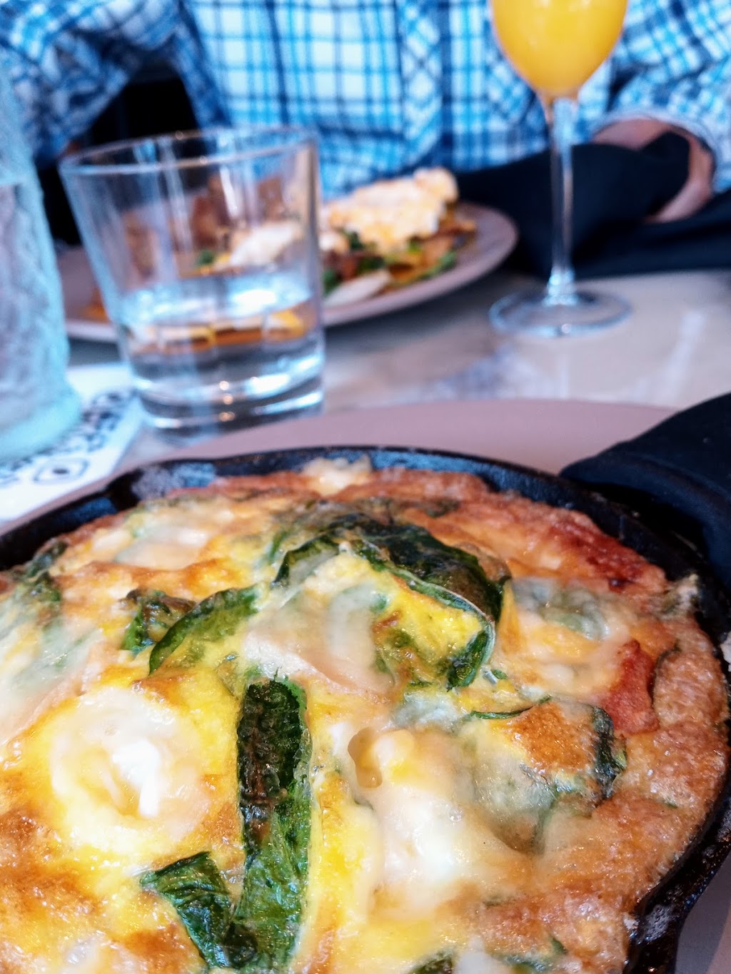 Uptown Lobby | restaurant | 3022 Hennepin Ave S, Minneapolis, MN 55408, USA | 6124392558 OR +1 612-439-2558