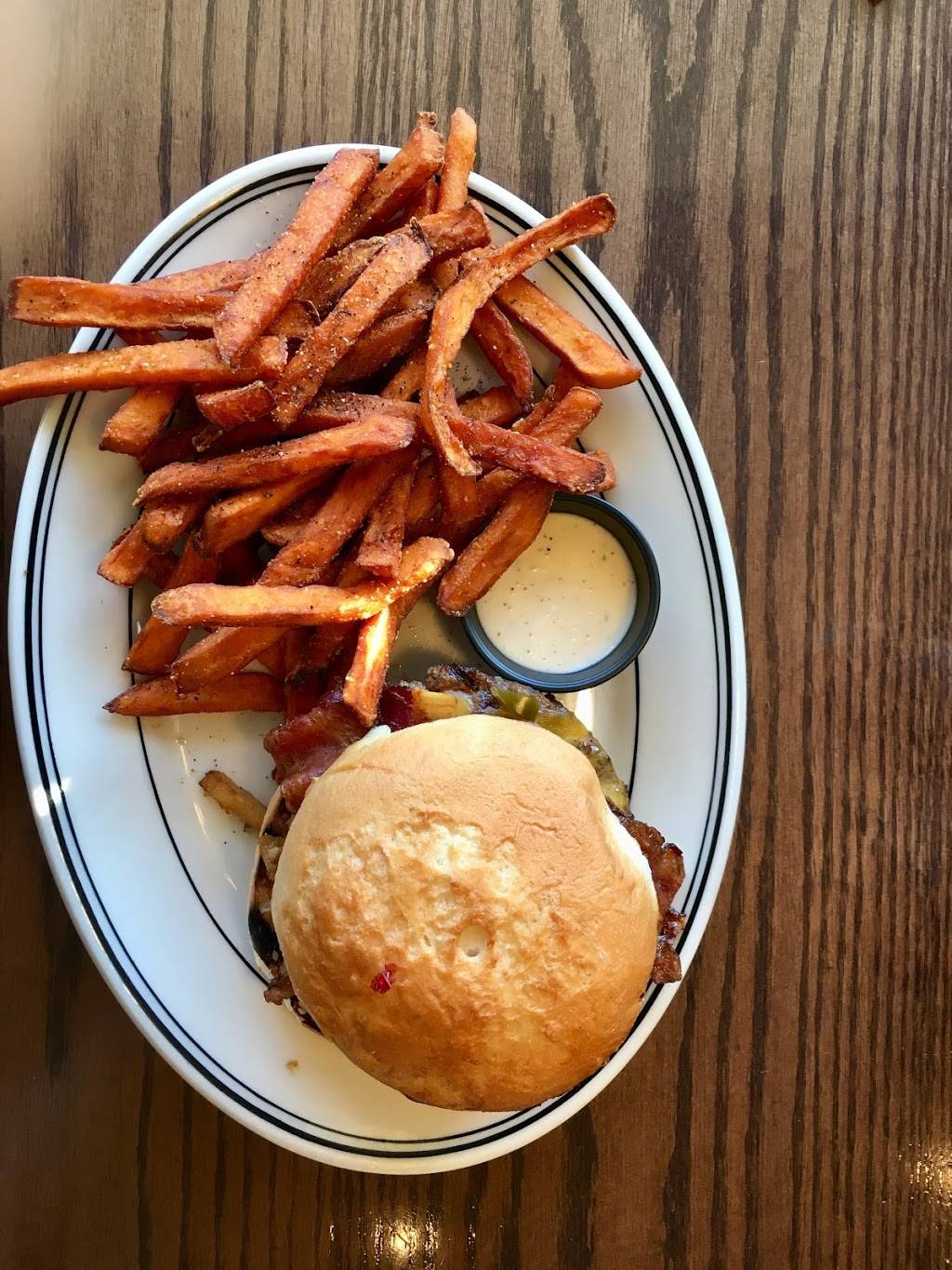 Jacks Prime Burgers & Shakes | restaurant | 3723 S El Camino Real, San Mateo, CA 94403, USA | 6506381479 OR +1 650-638-1479