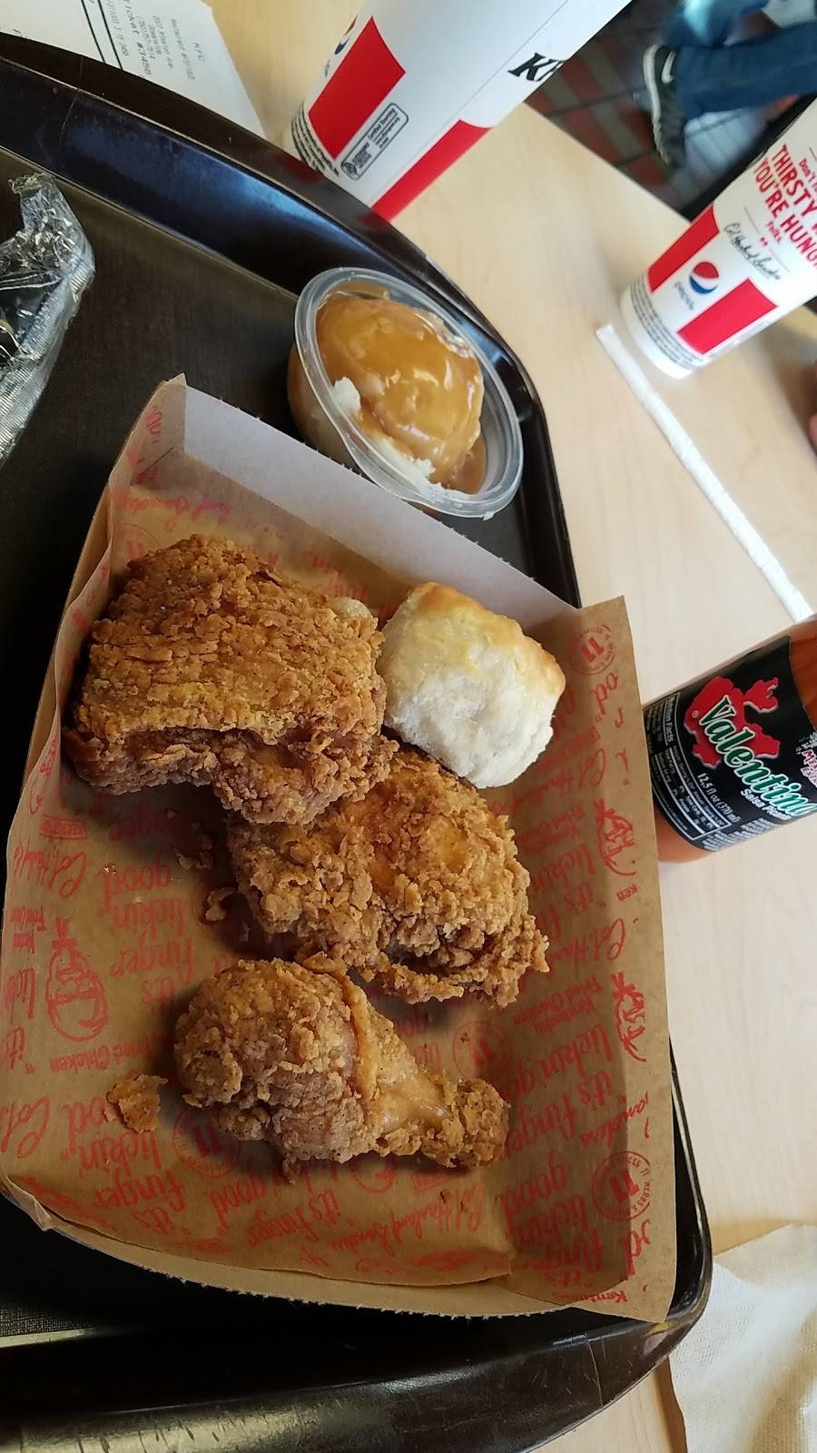 KFC | restaurant | 2007 Mission Ave, Oceanside, CA 92054, USA | 7607577514 OR +1 760-757-7514