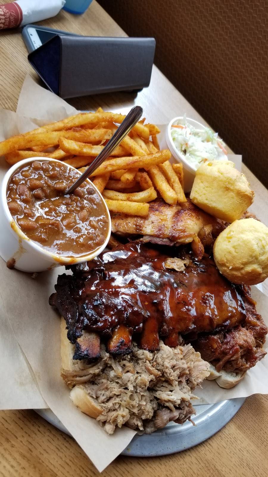 Lucilles Bad To the Bone BBQ | restaurant | 3011 Yamato Rd # A1, Boca Raton, FL 33434, USA | 5619979557 OR +1 561-997-9557