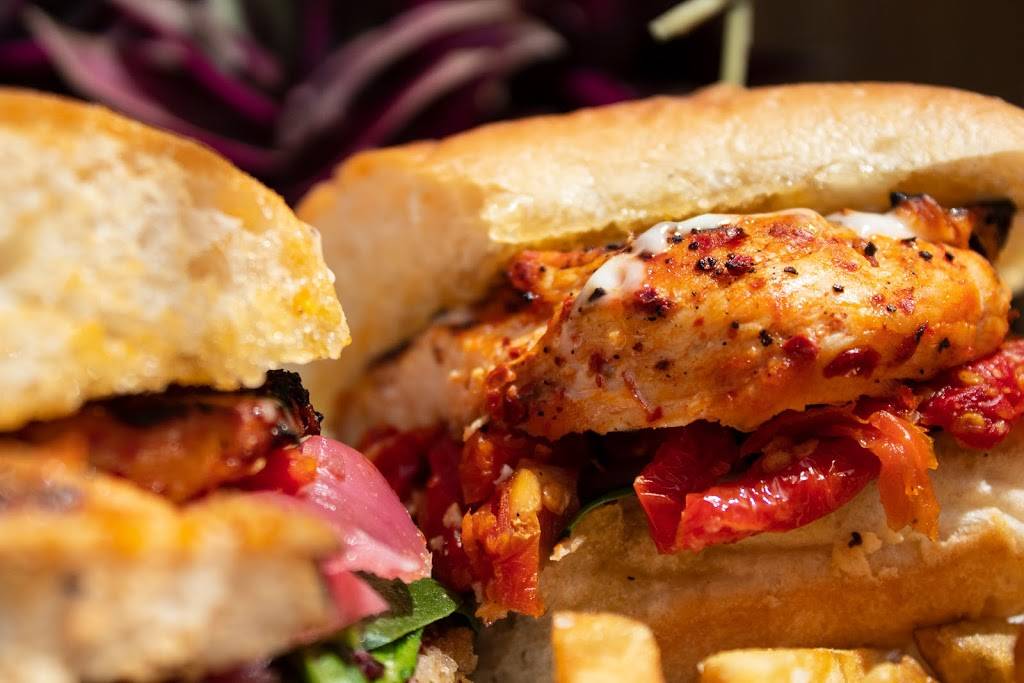 Crazy Uncle Mikes | restaurant | 6450 N Federal Hwy, Boca Raton, FL 33487, USA | 5619312889 OR +1 561-931-2889