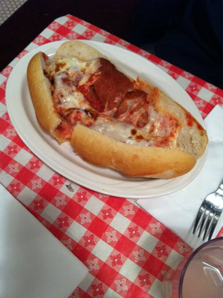 Angelinas | restaurant | 33 Atlantic Ave, Lynbrook, NY 11563, USA | 5168723477 OR +1 516-872-3477