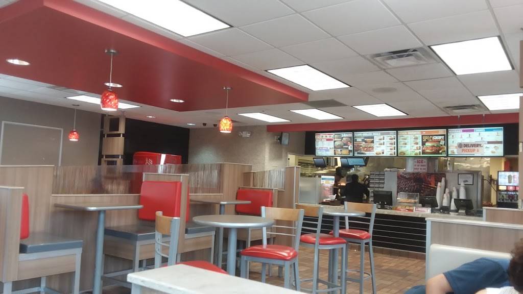 Burger King | restaurant | 2147 S Oak Park Ave, Berwyn, IL 60402, USA | 7087883253 OR +1 708-788-3253