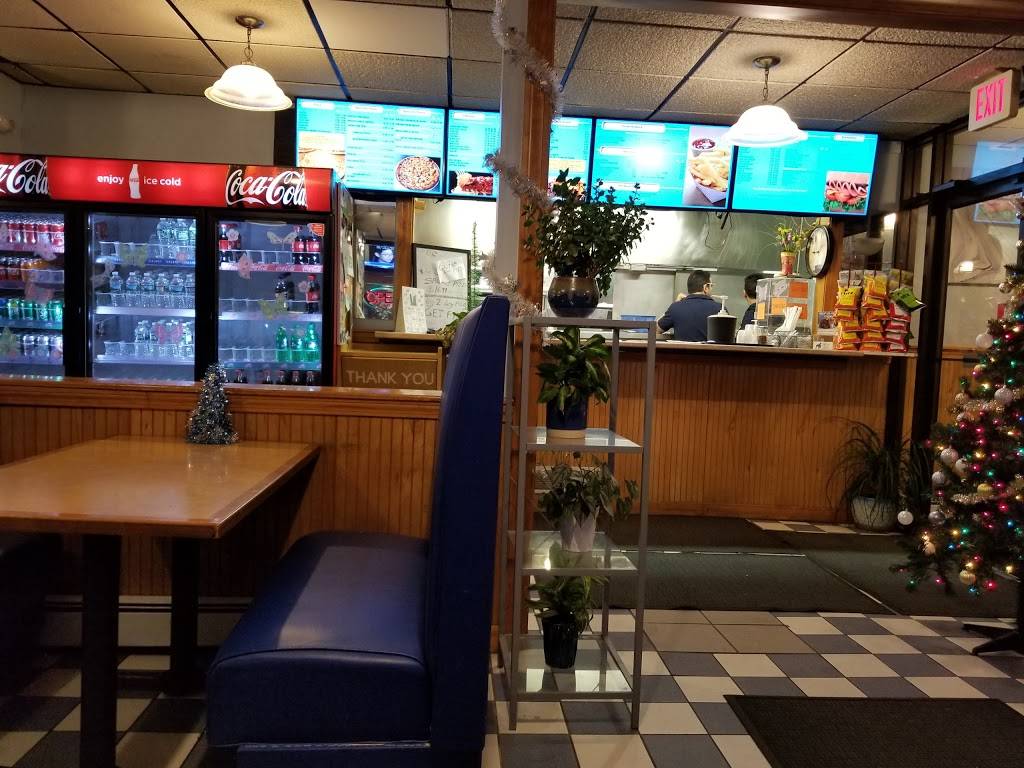 Blue House Family Pizza | meal takeaway | 3 Hampshire St, Salem, NH 03079, USA | 6038901131 OR +1 603-890-1131