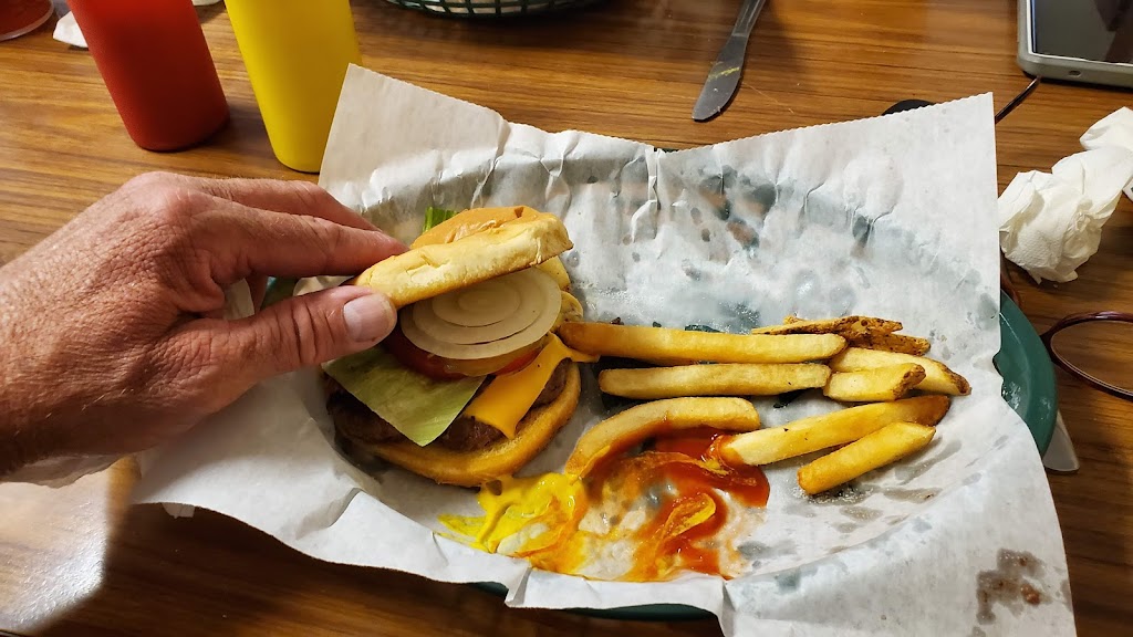 JDs Diner LLC | restaurant | 201 Main St, Susank, KS 67544, USA | 6206534007 OR +1 620-653-4007