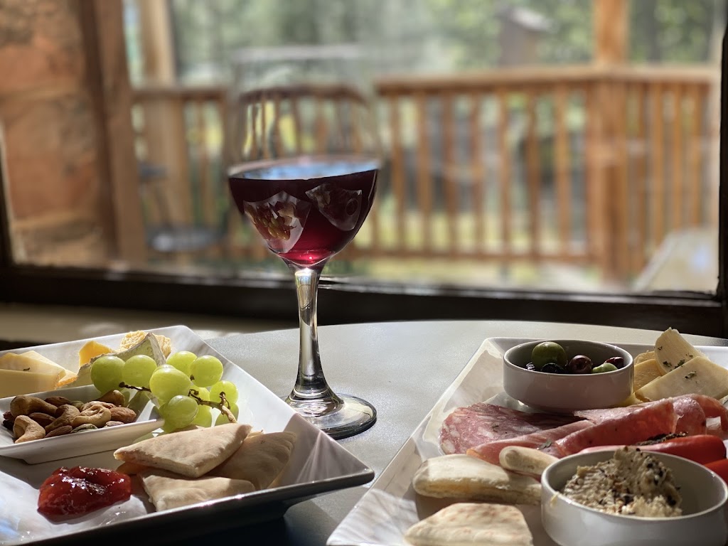 The Vyne | restaurant | 190 Bonta St, Blairsden, CA 96103, USA | 5308364682 OR +1 530-836-4682