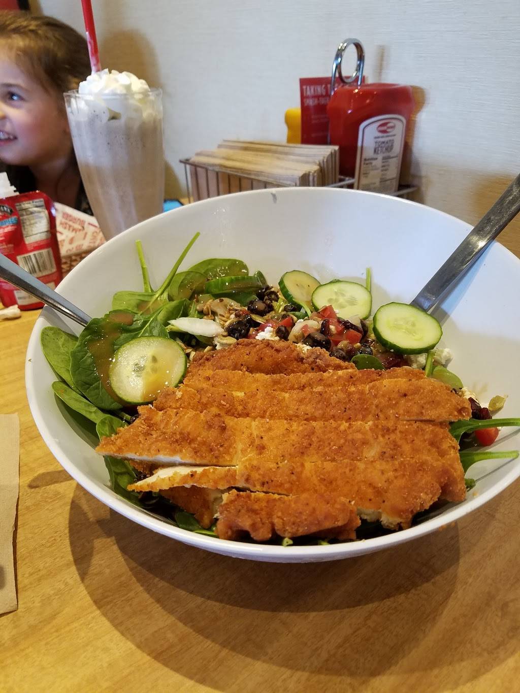 Smashburger | restaurant | 1000 Bald Hill Rd, Warwick, RI 02886, USA | 4013812298 OR +1 401-381-2298