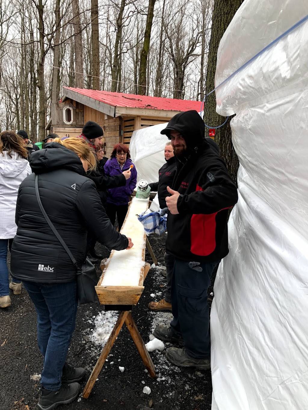 La belle vie en sucre | restaurant | 85 des, Rue des Coteaux, Mercier, QC J6R 2L1, Canada | 5147107443 OR +1 514-710-7443