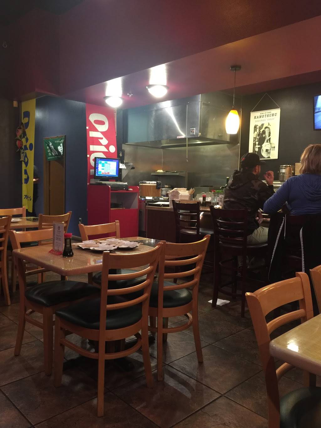 Suishin Sushi | restaurant | 194 Blue Ravine Rd, Folsom, CA 95630, USA | 9169858885 OR +1 916-985-8885