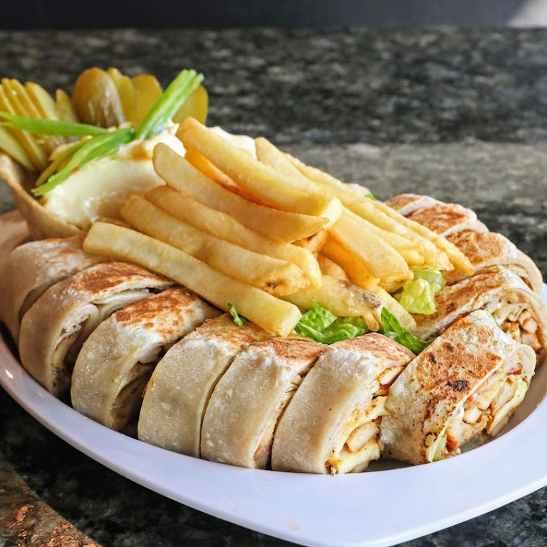 Pita Palace | restaurant | 430 Roosevelt Rd, Glen Ellyn, IL 60137, USA | 6304749956 OR +1 630-474-9956